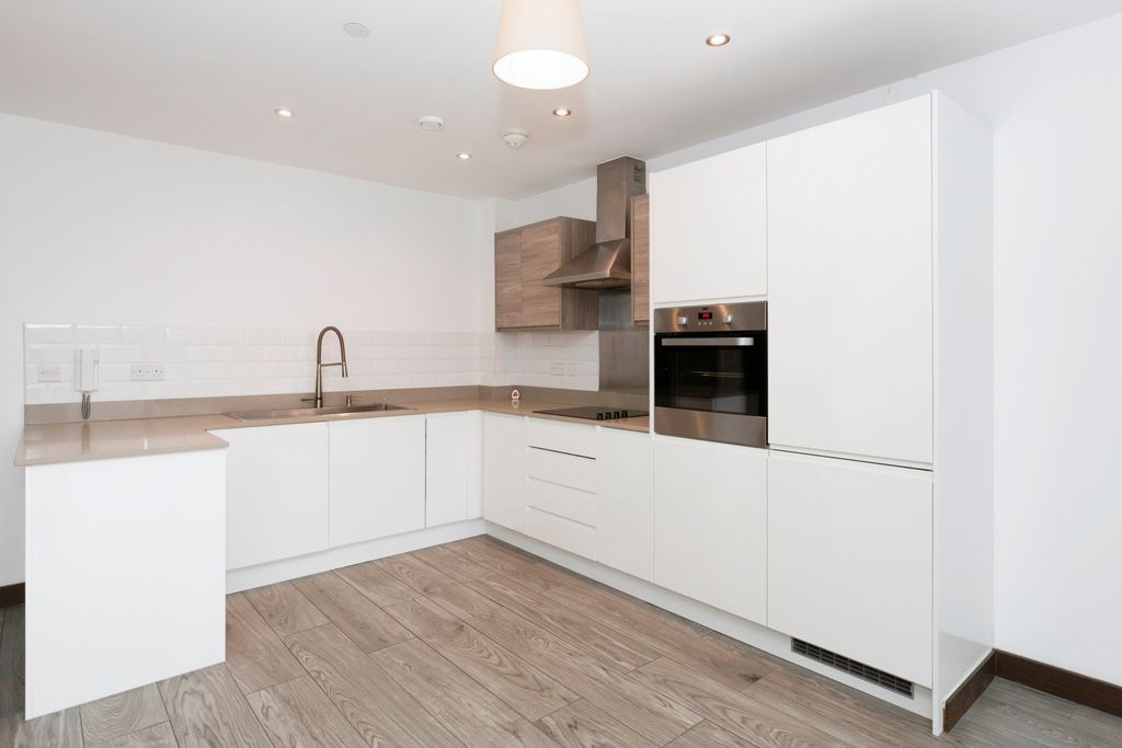 Property photo 3 of 14 Photography