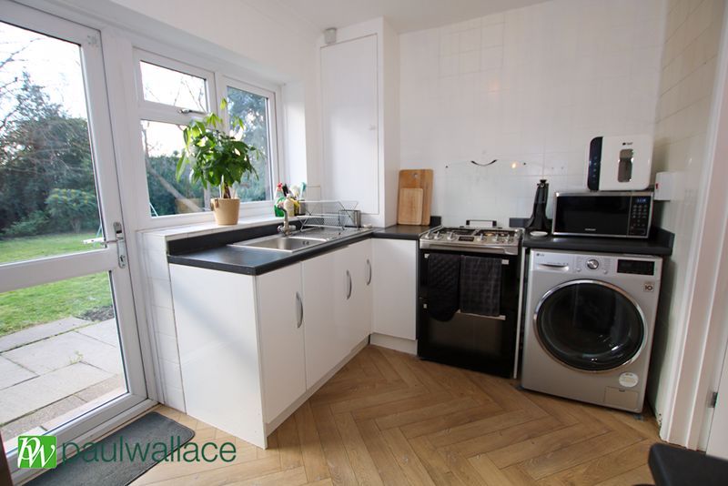 Property photo 3 of 15 Photo 11