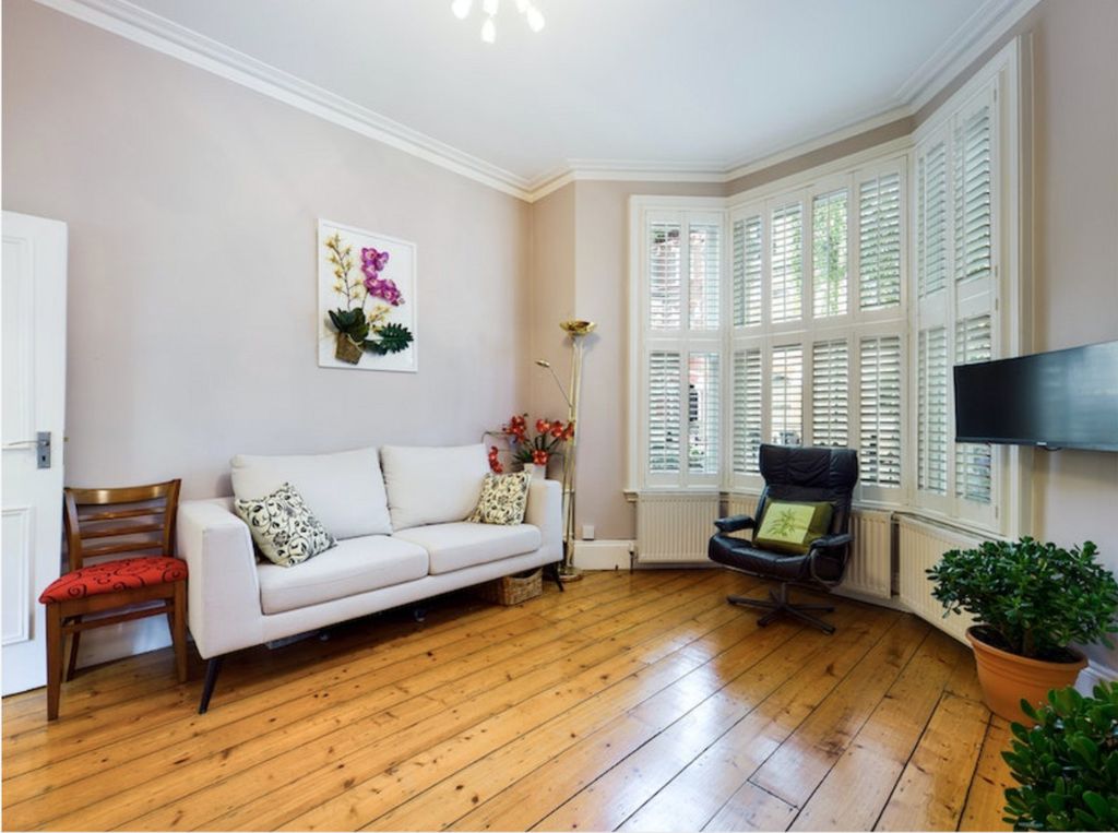 Property photo 3 of 17