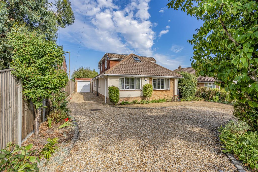Property photo 2 of 23 Hollybank Lane, Emsworth-Porticomarketing-Nexa-38.