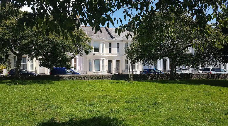 Property photo 1 of 7 Front