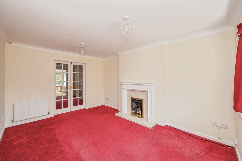 Property photo 3 of 20
