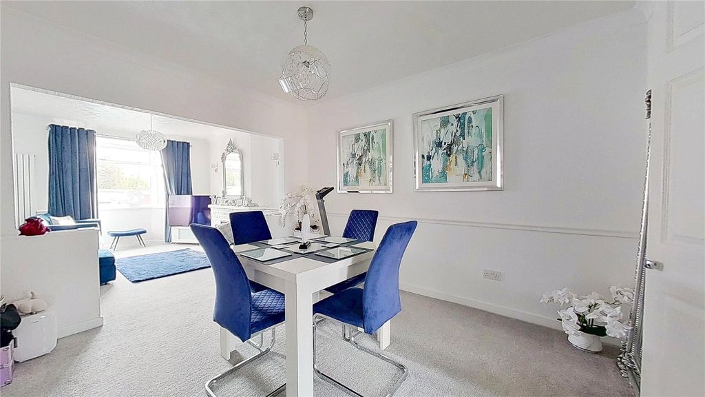 Property photo 3 of 15 Picture No. 08