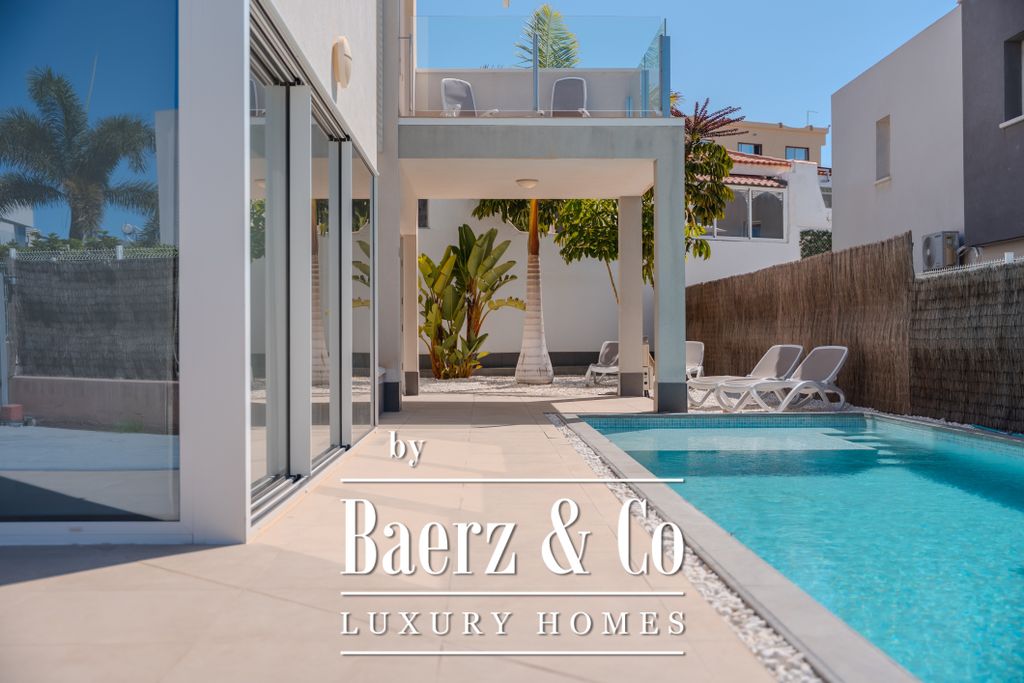 Property photo 1 of 45