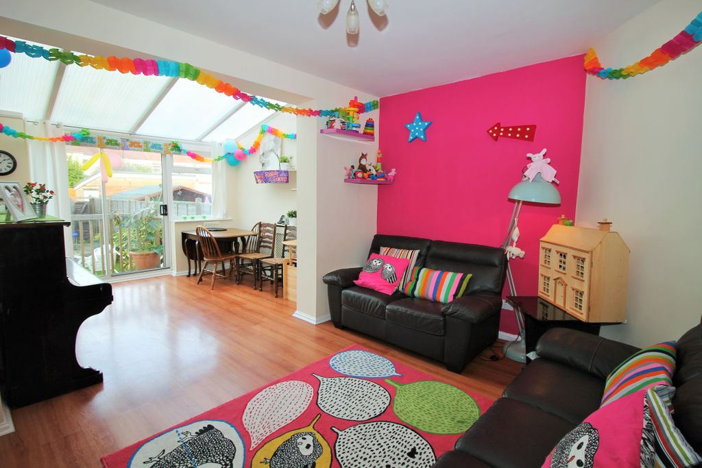 Property photo 2 of 12 Img_9832