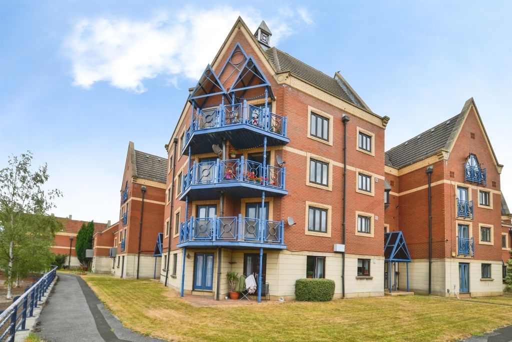 Property photo 1 of 20