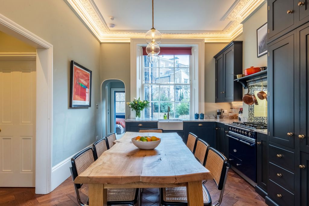 Property photo 3 of 12 Picture No. 64