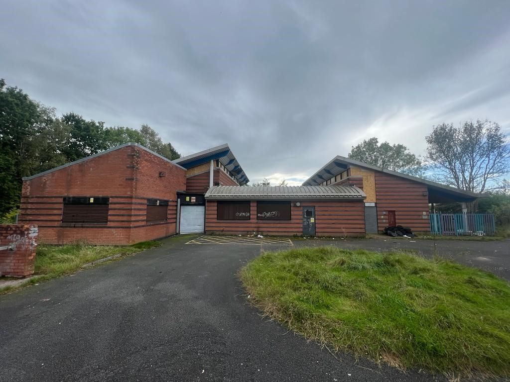 Property photo 1 of 2