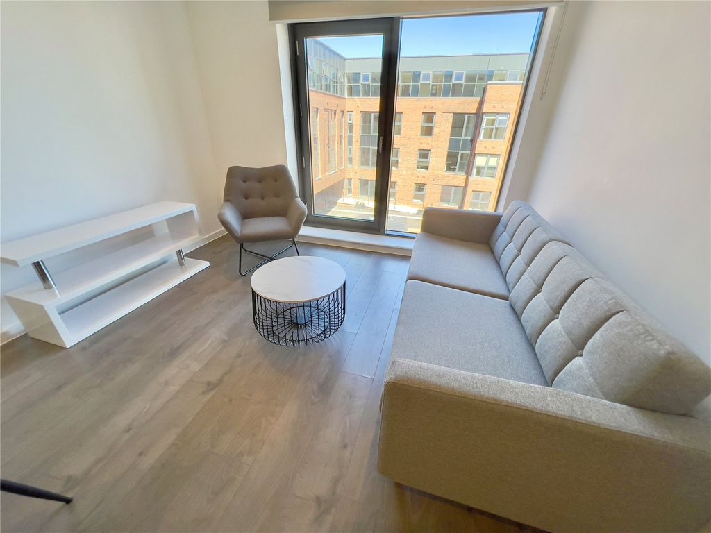 Property photo 2 of 4 Picture No. 05