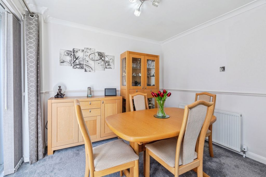 Property photo 3 of 18 Pbox-Img.Jpg