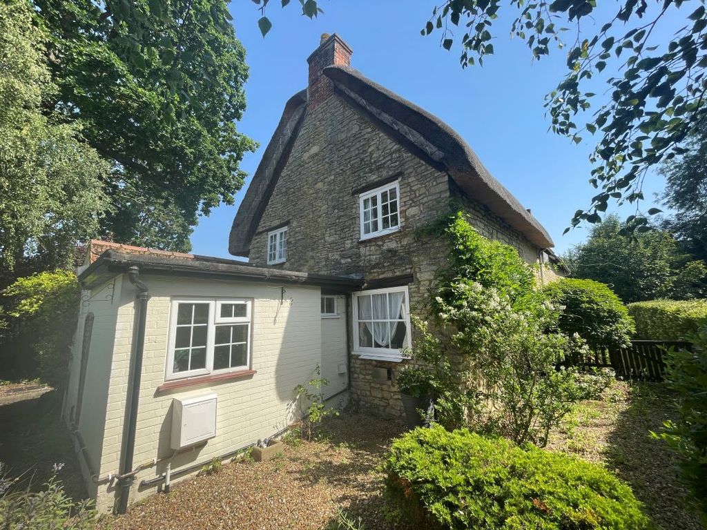 Property photo 2 of 24