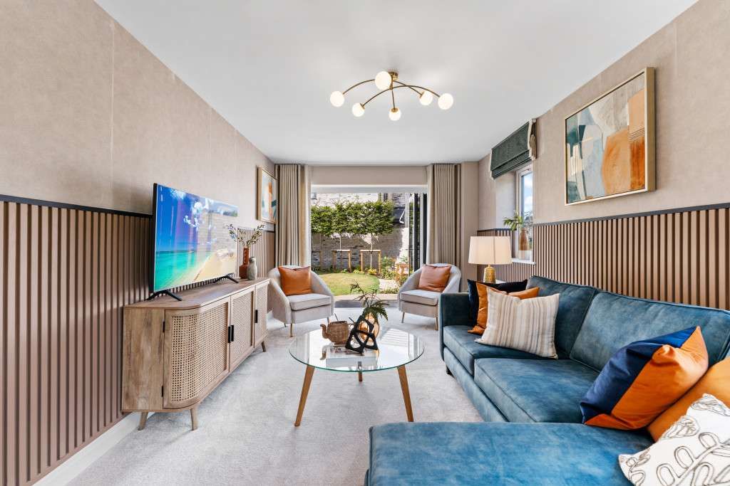 Property photo 2 of 11