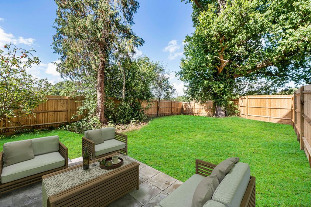 Property photo 2 of 14 Picture No. 32