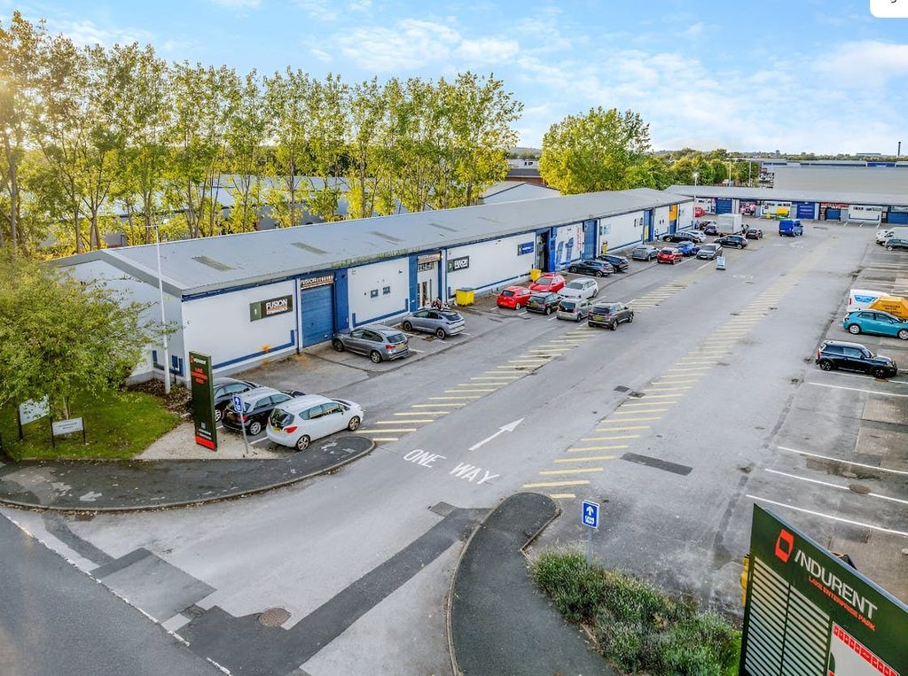 Property photo 1 of 8 8640168-20240916Lake-Enterprise-Pk77.Jpg