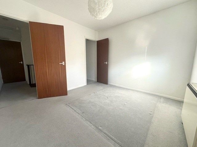 Property photo 2 of 3 Bedroom 1