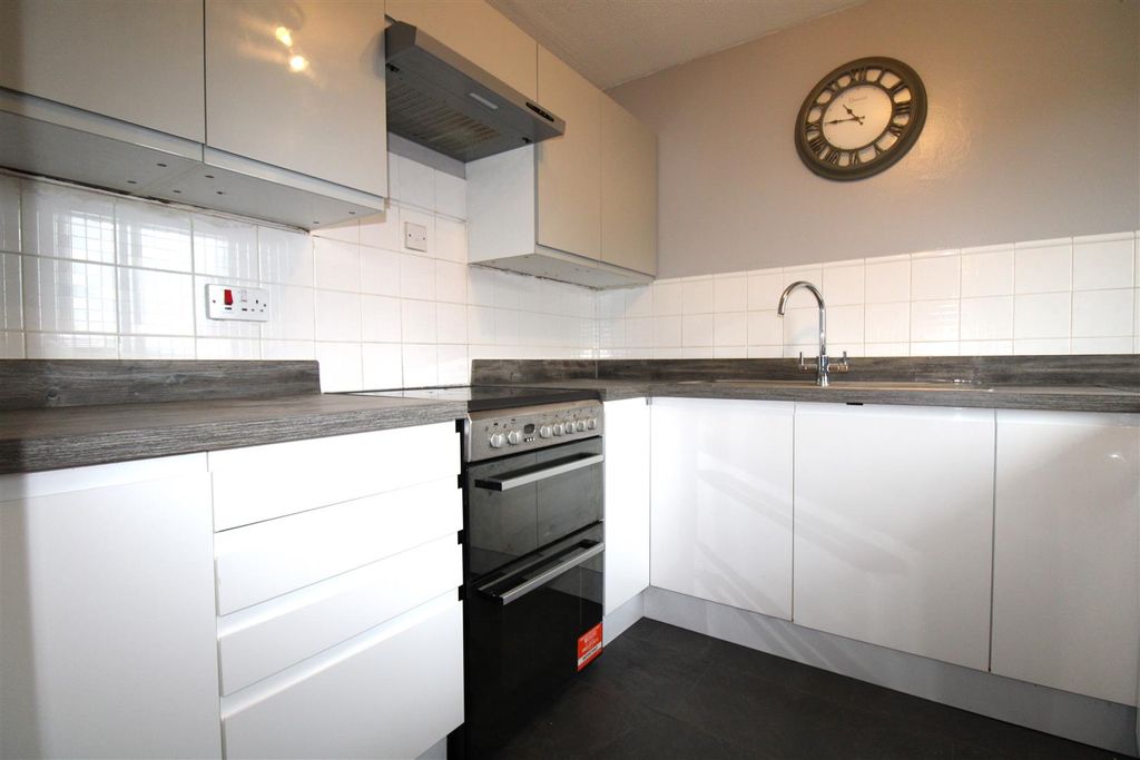 Property photo 3 of 9 Img_4360.Jpg