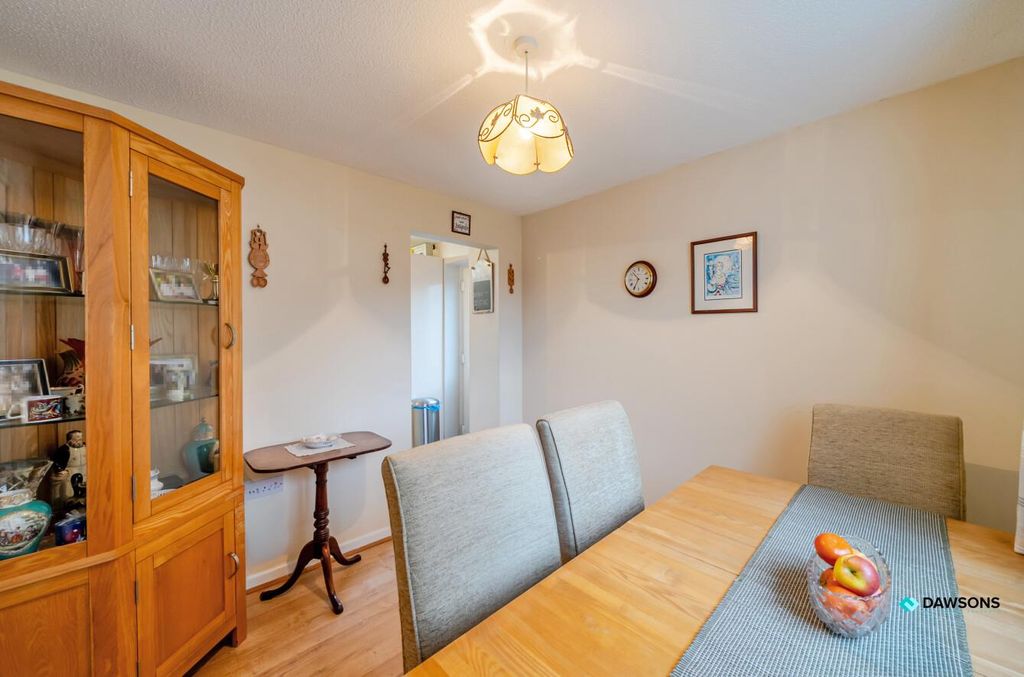 Property photo 3 of 32 2E8271Ab-A754-4d87-92c5-747Eb63Ff48c.Jpg