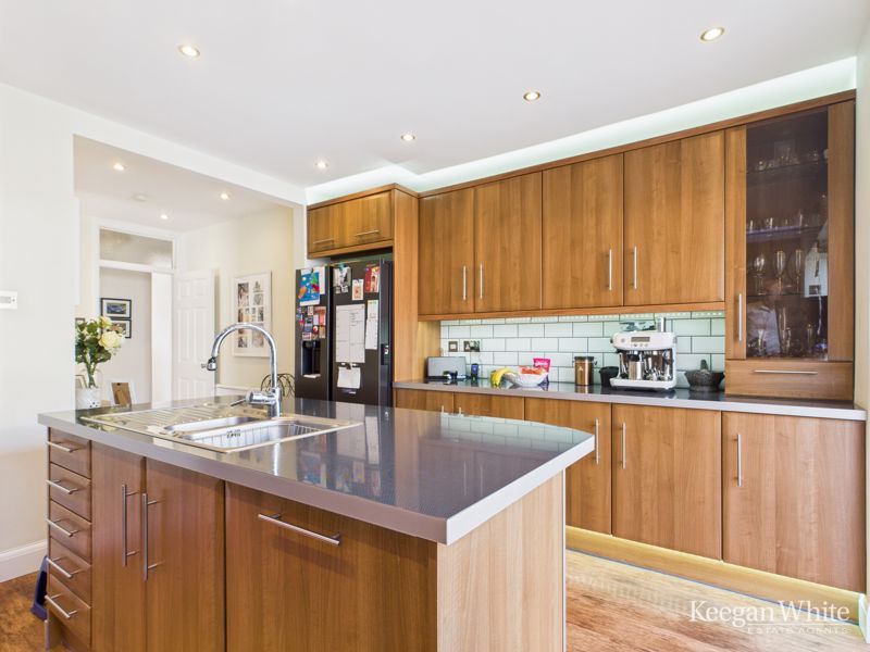 Property photo 3 of 17 Photo 13