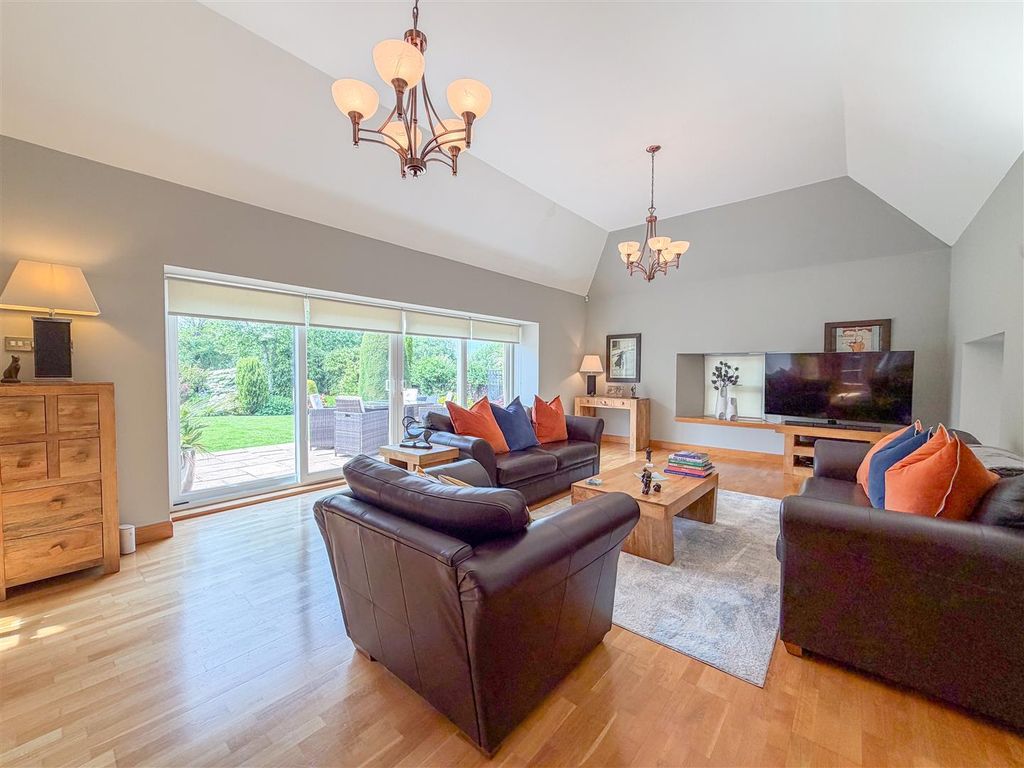 Property photo 3 of 58 Formal Lounge