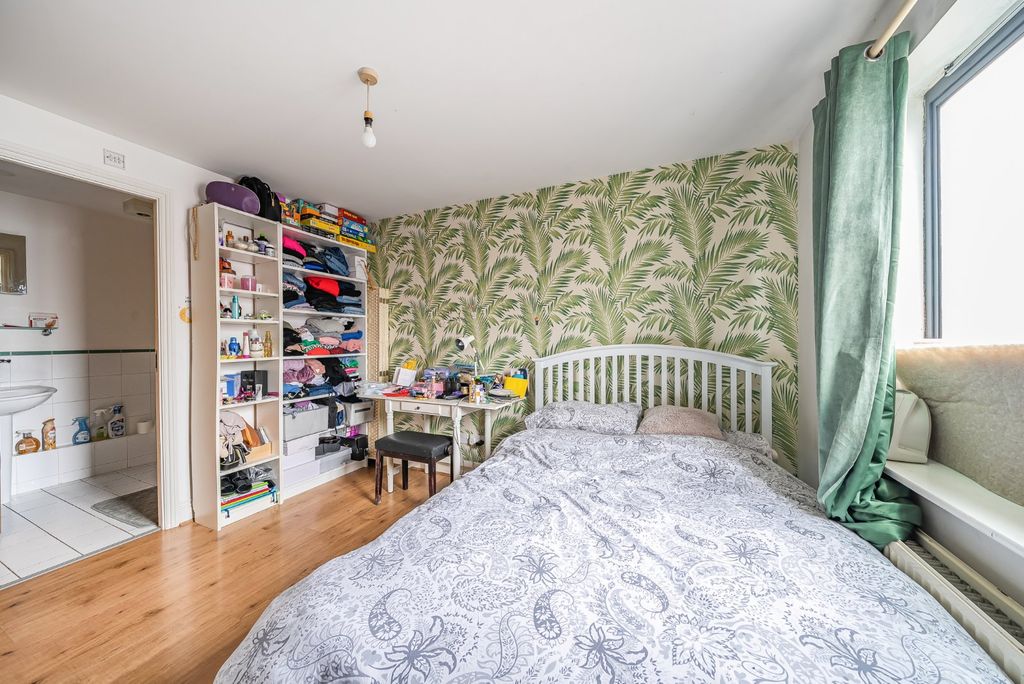 Property photo 2 of 13 Picture No. 05