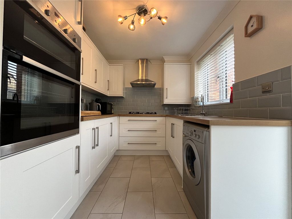 Property photo 2 of 12 Picture No. 09