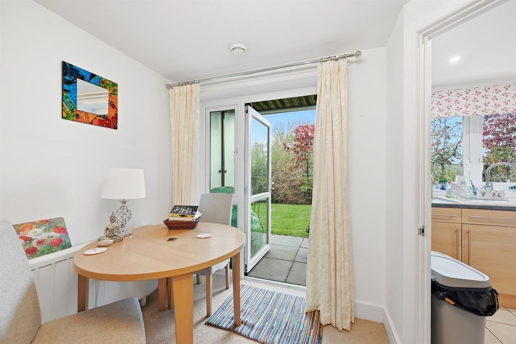 Property photo 3 of 16 03-B44Ddsc_7556-Medium.Jpg