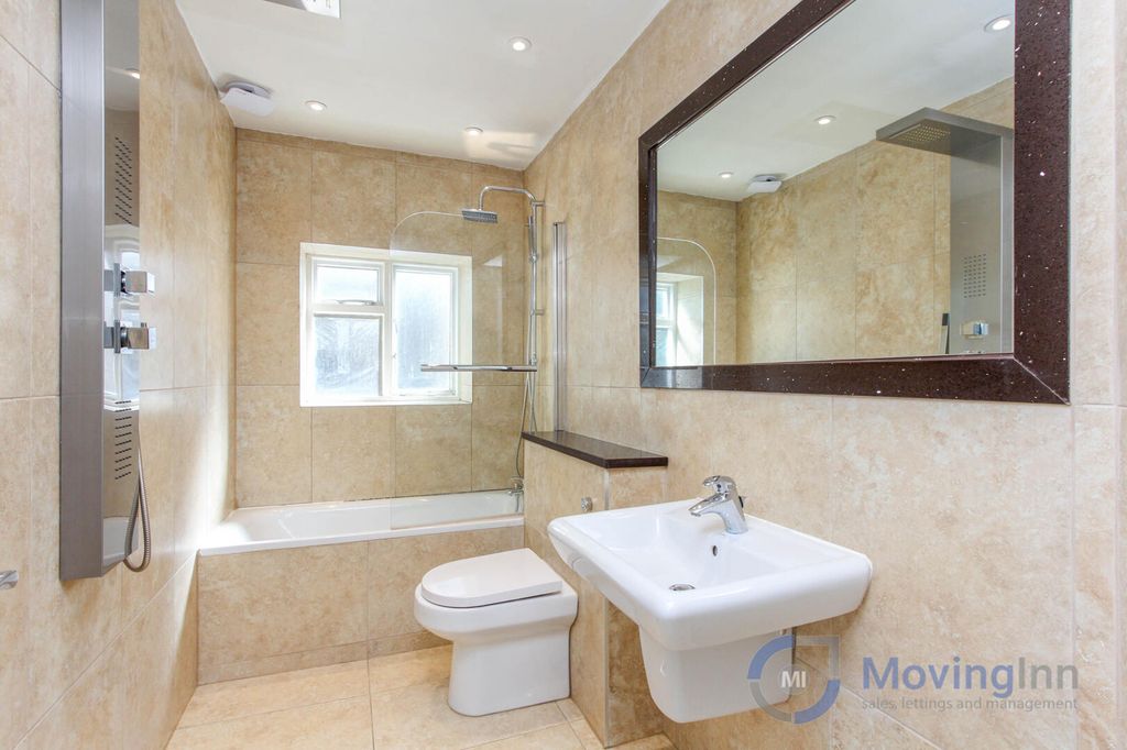 Property photo 3 of 4 Bathroom