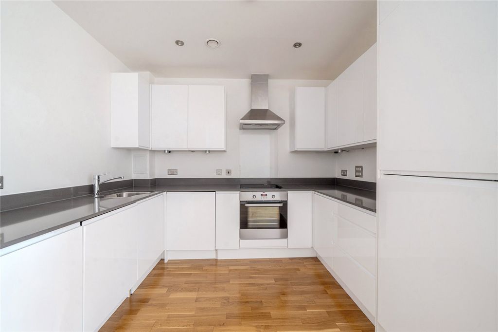 Property photo 2 of 14 Picture No. 05