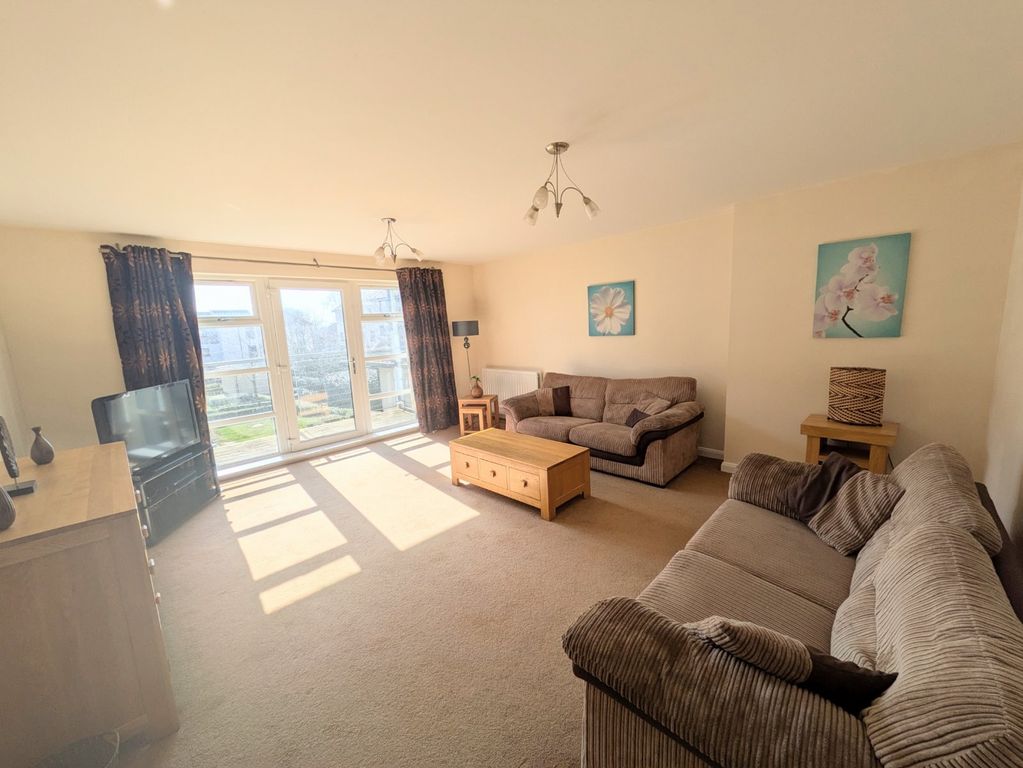 Property photo 2 of 10 Photo 2