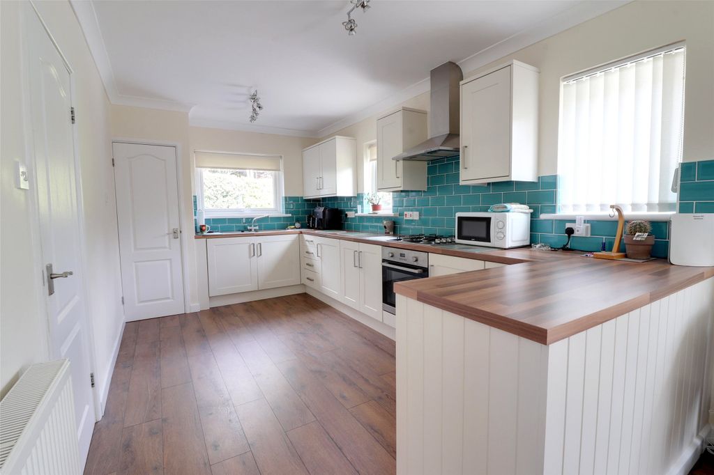 Property photo 2 of 12 Picture No. 02