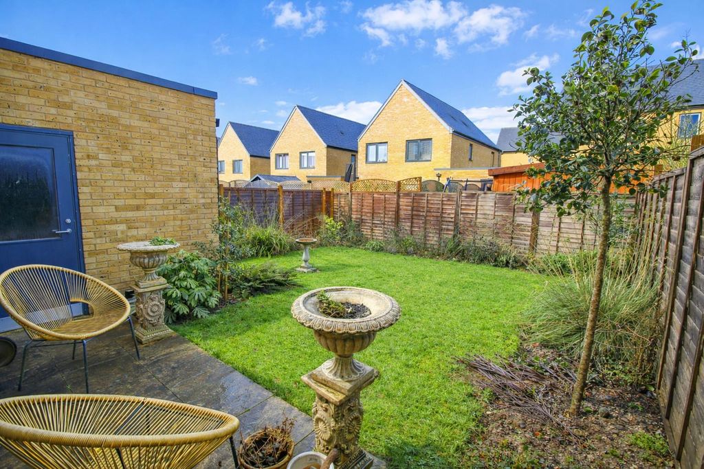 Property photo 3 of 18 Img_1001.Png