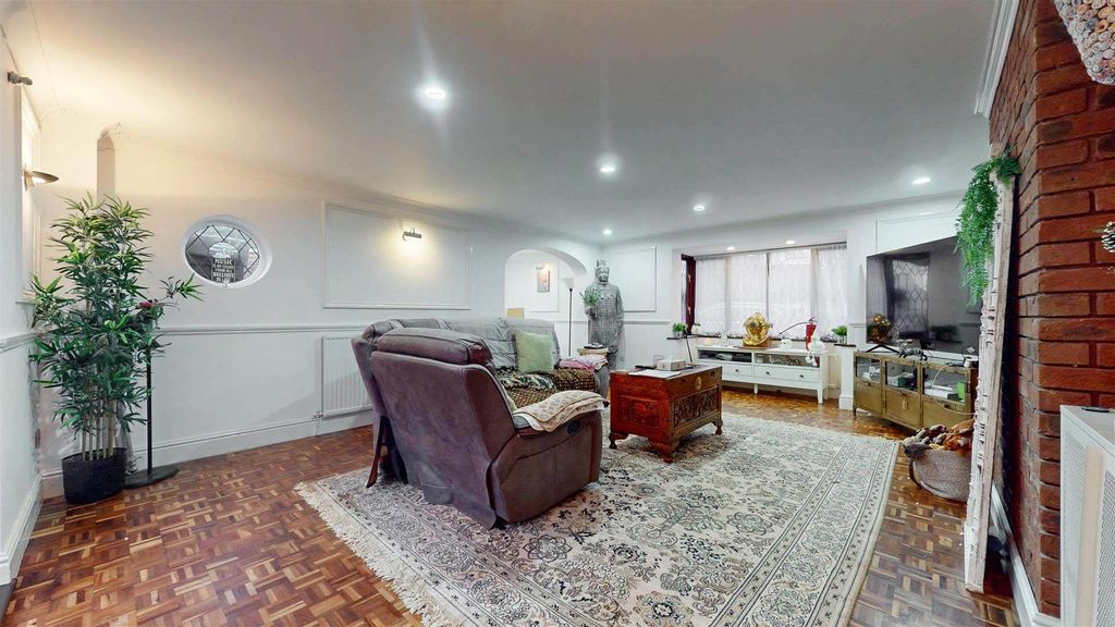 Property photo 3 of 25 Th5Uwxeey0Iyyo7Bovdqia.Jpg