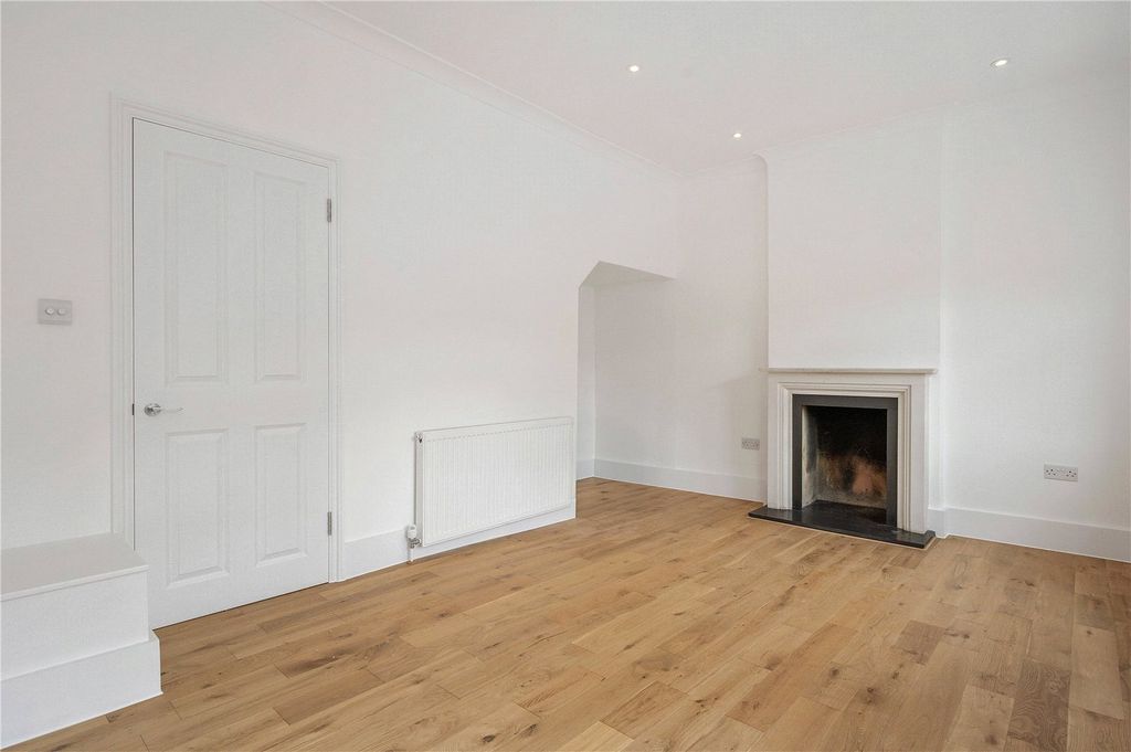 Property photo 2 of 14 Picture No. 08