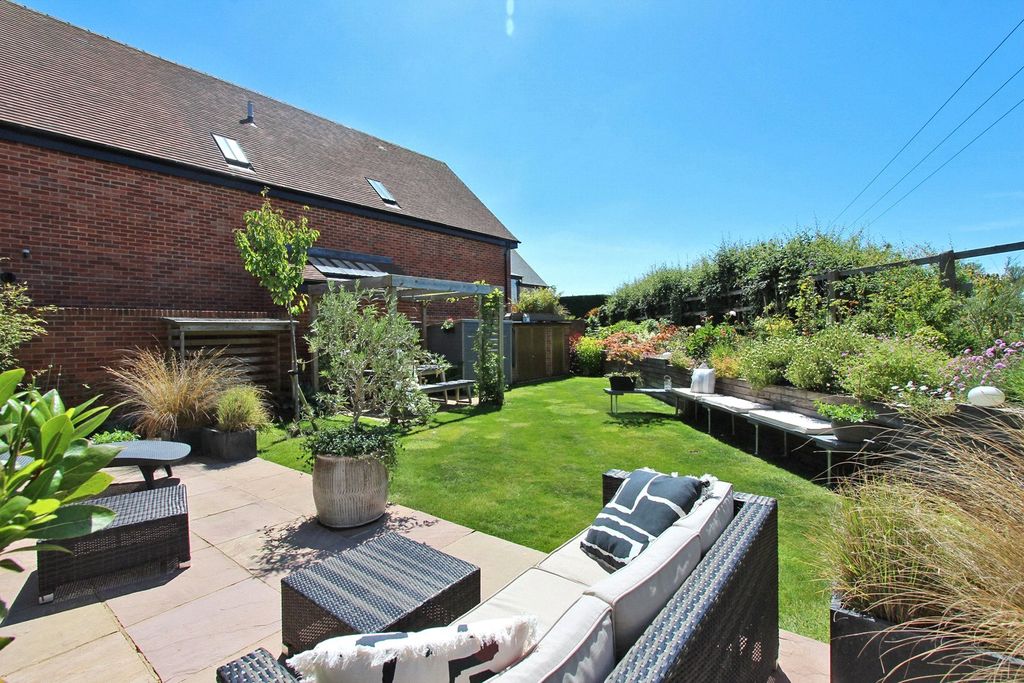 Property photo 2 of 20 Picture No. 05