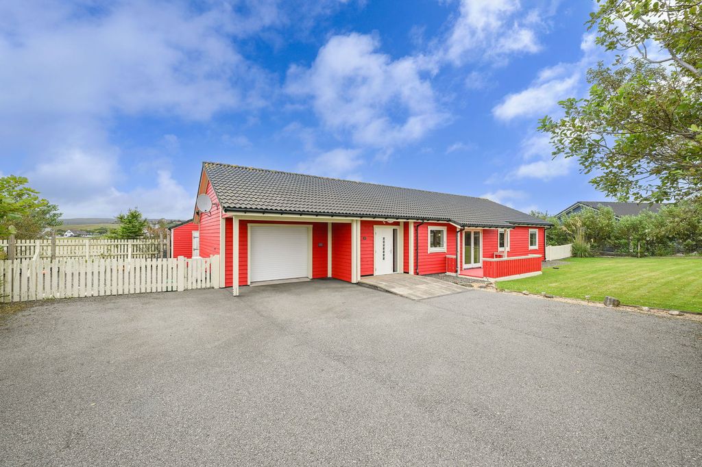 Property photo 1 of 45
