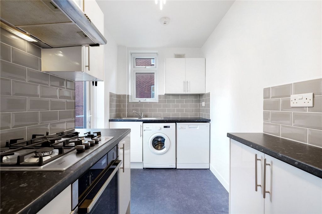 Property photo 2 of 15 Kitchen