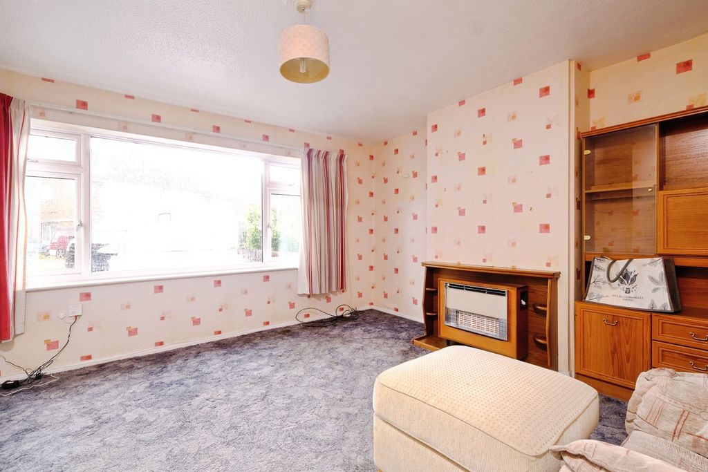 Property photo 3 of 18