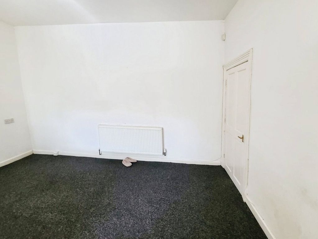 Property photo 3 of 16 Picture No. 08
