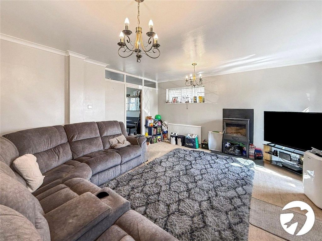 Property photo 2 of 19 Picture No. 36