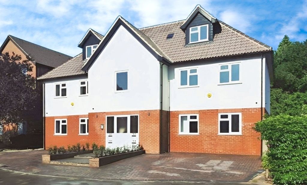 Property photo 1 of 8 Picture No. 05