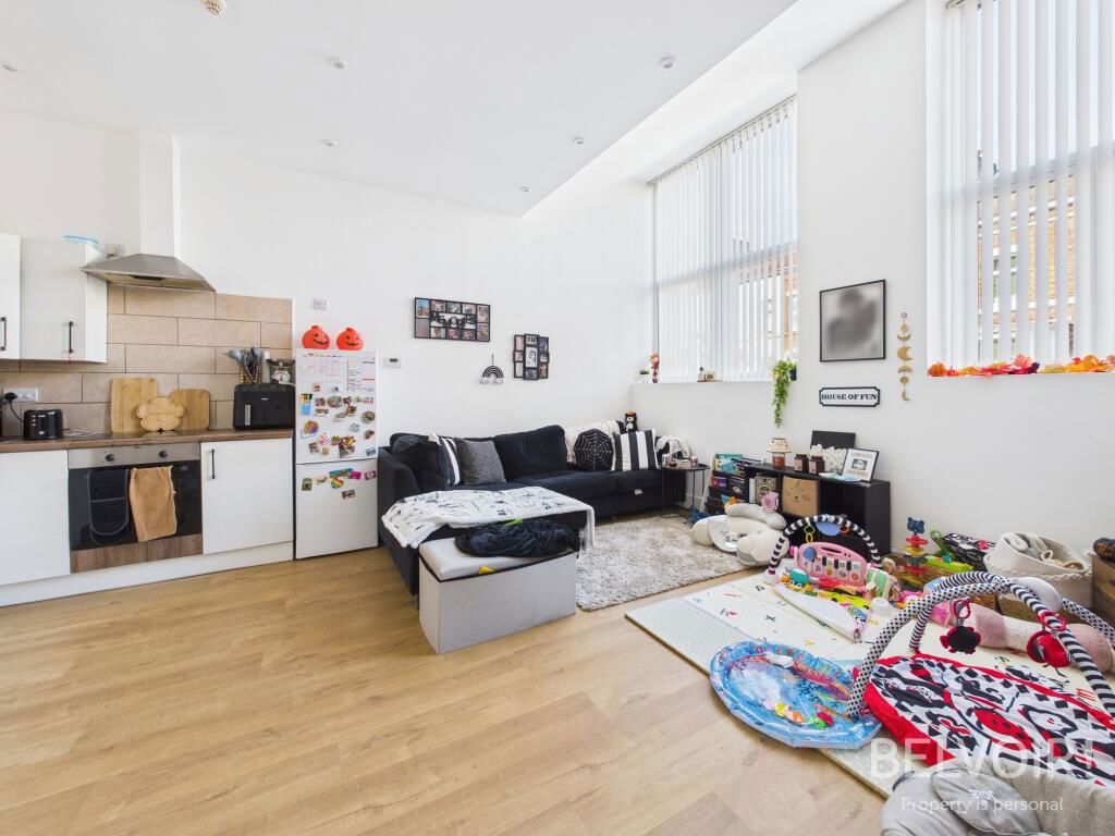 Property photo 2 of 14