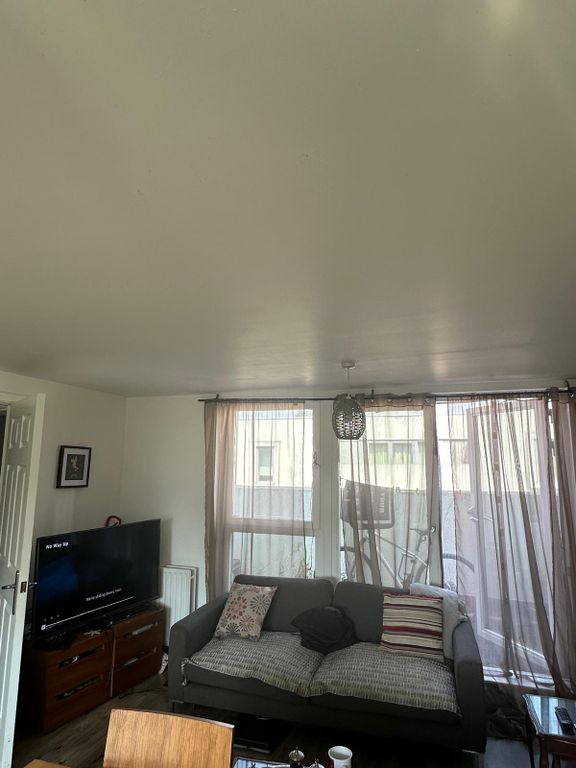 Property photo 3 of 7 Gallery