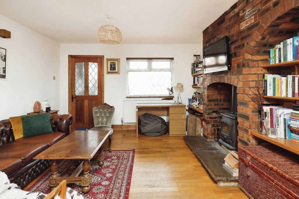 Property photo 3 of 17 Photography