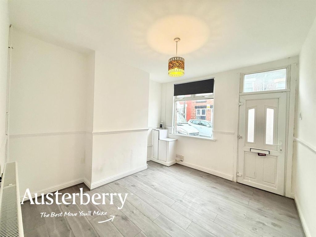 Property photo 2 of 8 16 Stanfield Road4.Jpg
