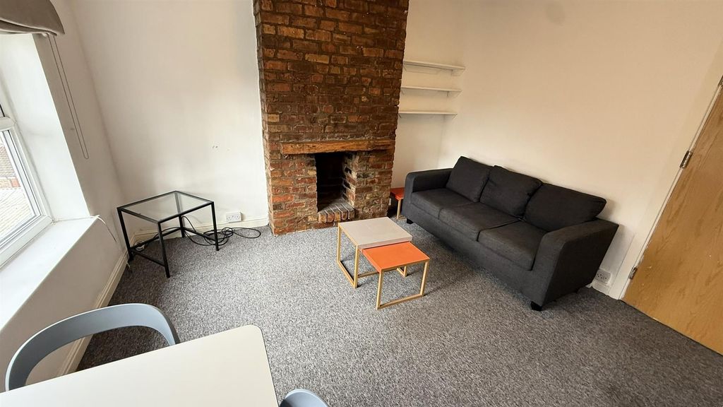 Property photo 2 of 12 3.Jpg