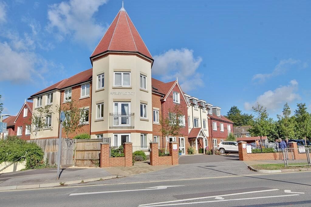 Property photo 1 of 16