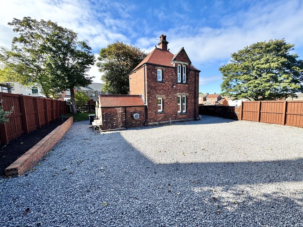 Property photo 2 of 20 Img_8244