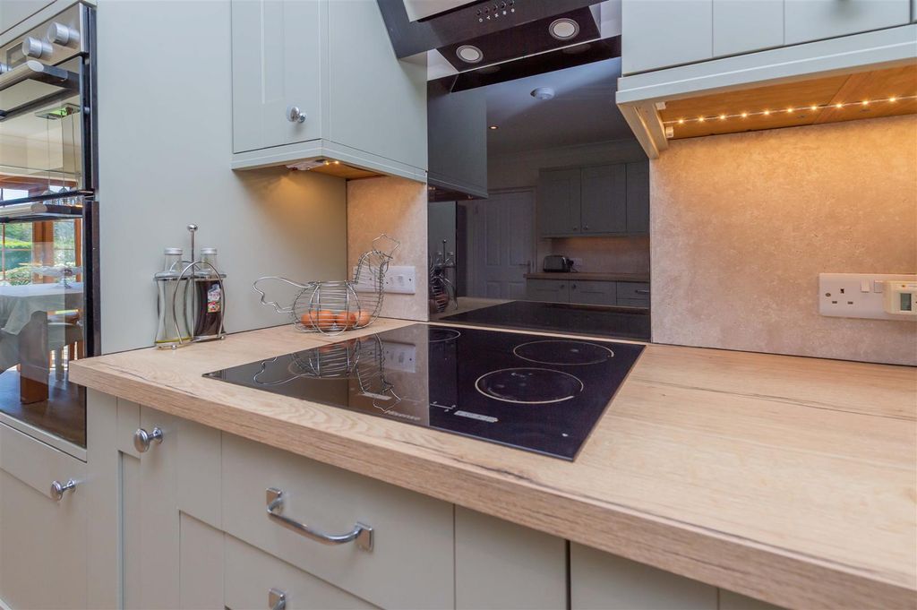 Additional image 16 of 4 bed detached house for saleWoodhill, Oswestry SY10