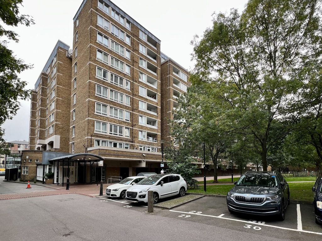 Property photo 1 of 2