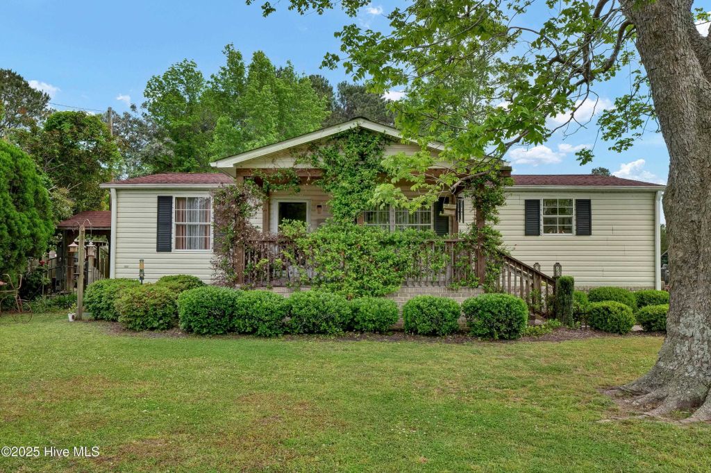 Property photo 1 of 31